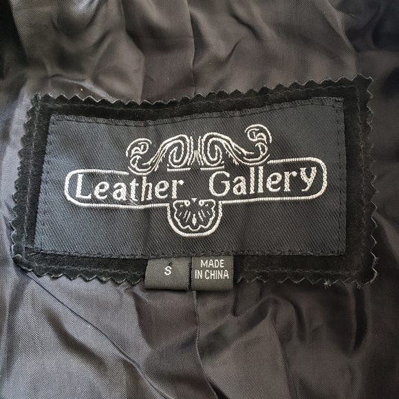 Black Suede and Leather Fringe Jacket - Picture 13 of 13